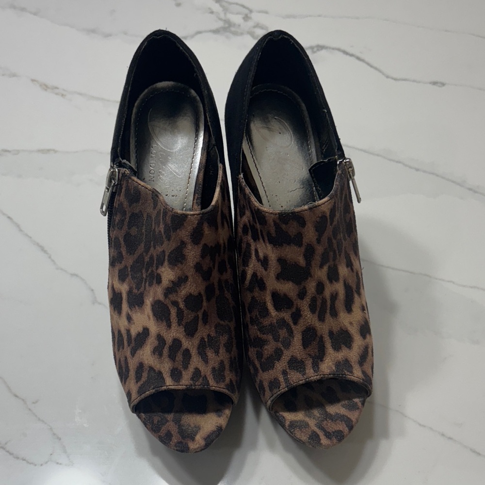 Diva Leopard Print Peep Toe Heels